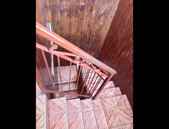 6 BEDROOM HOUSE FOR SALE IN LENASIA EXT 1